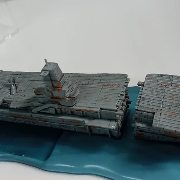 NIB Limited Edition Rivet City Figure - Picture 4 of 7